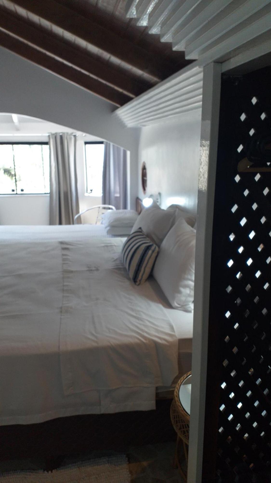 Czaritza Apart Hotel Бомбиняс Екстериор снимка
