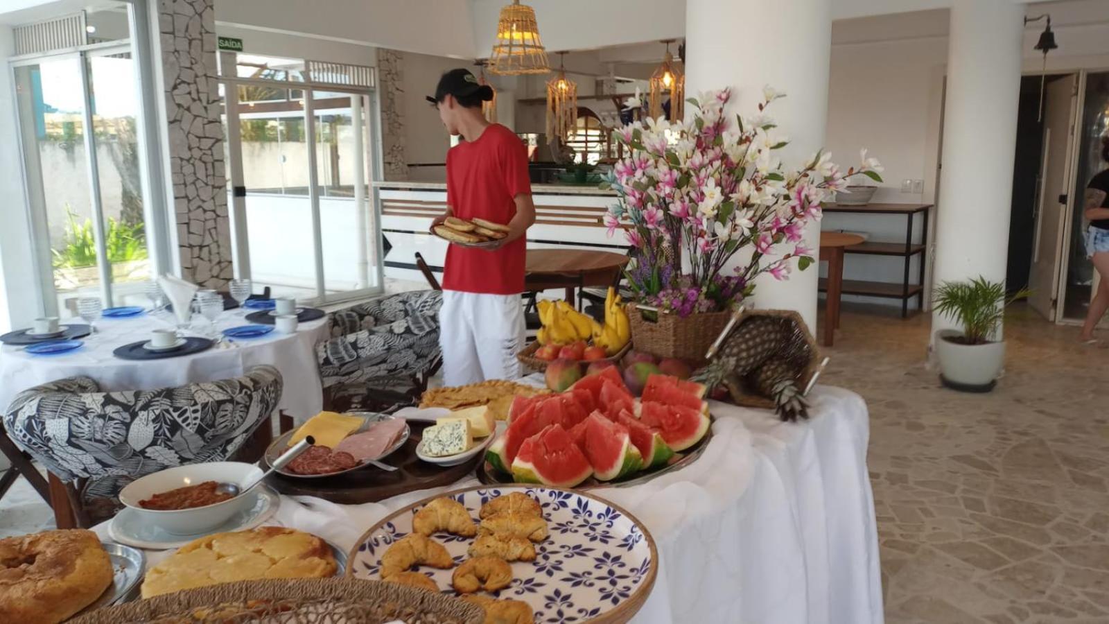 Czaritza Apart Hotel Бомбиняс Екстериор снимка