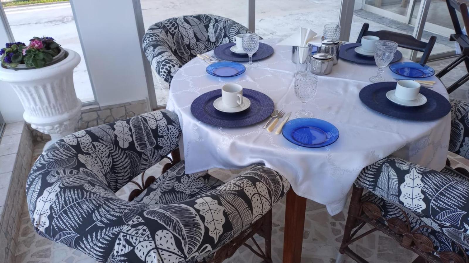 Czaritza Apart Hotel Бомбиняс Екстериор снимка