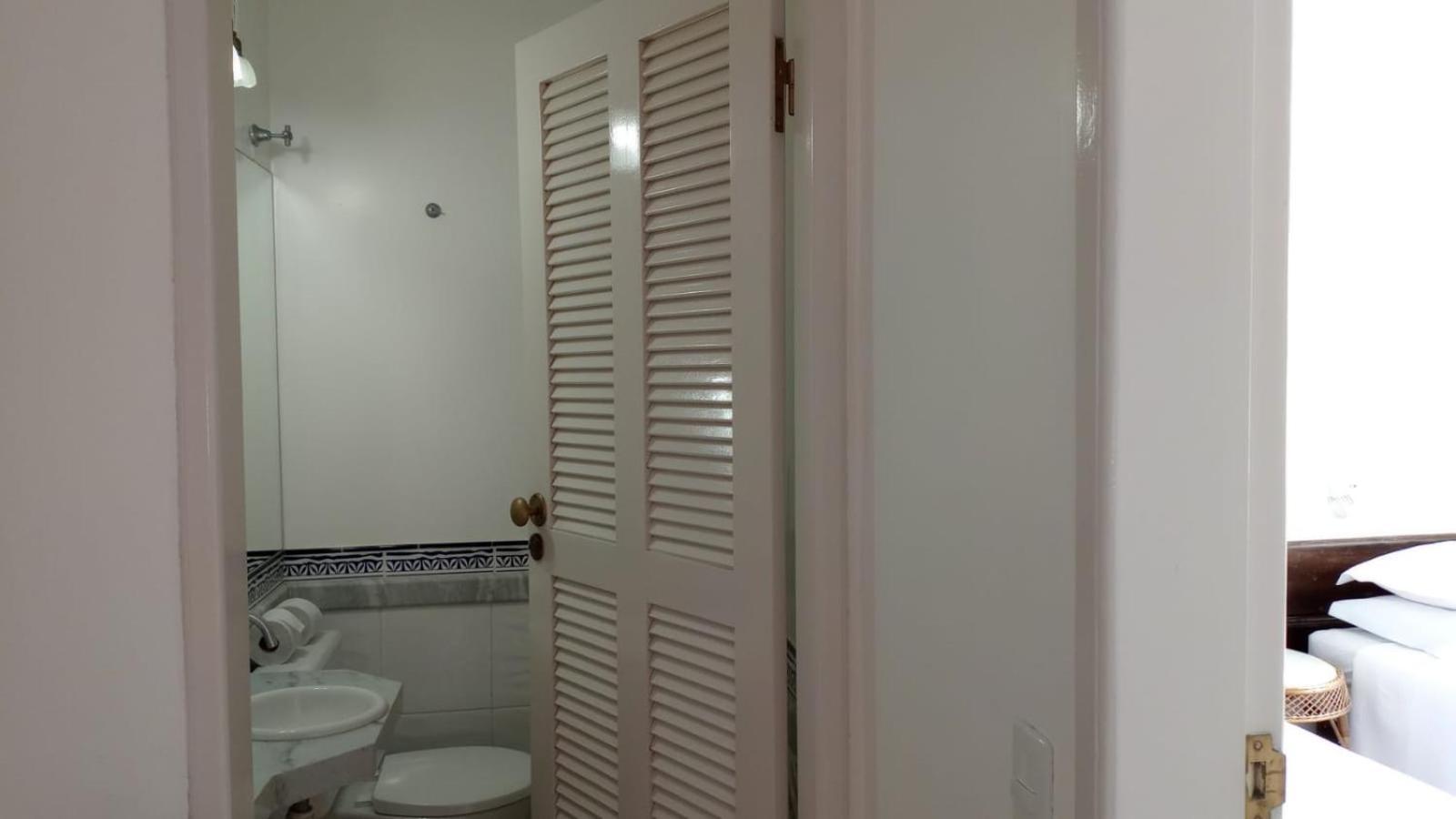 Czaritza Apart Hotel Бомбиняс Екстериор снимка
